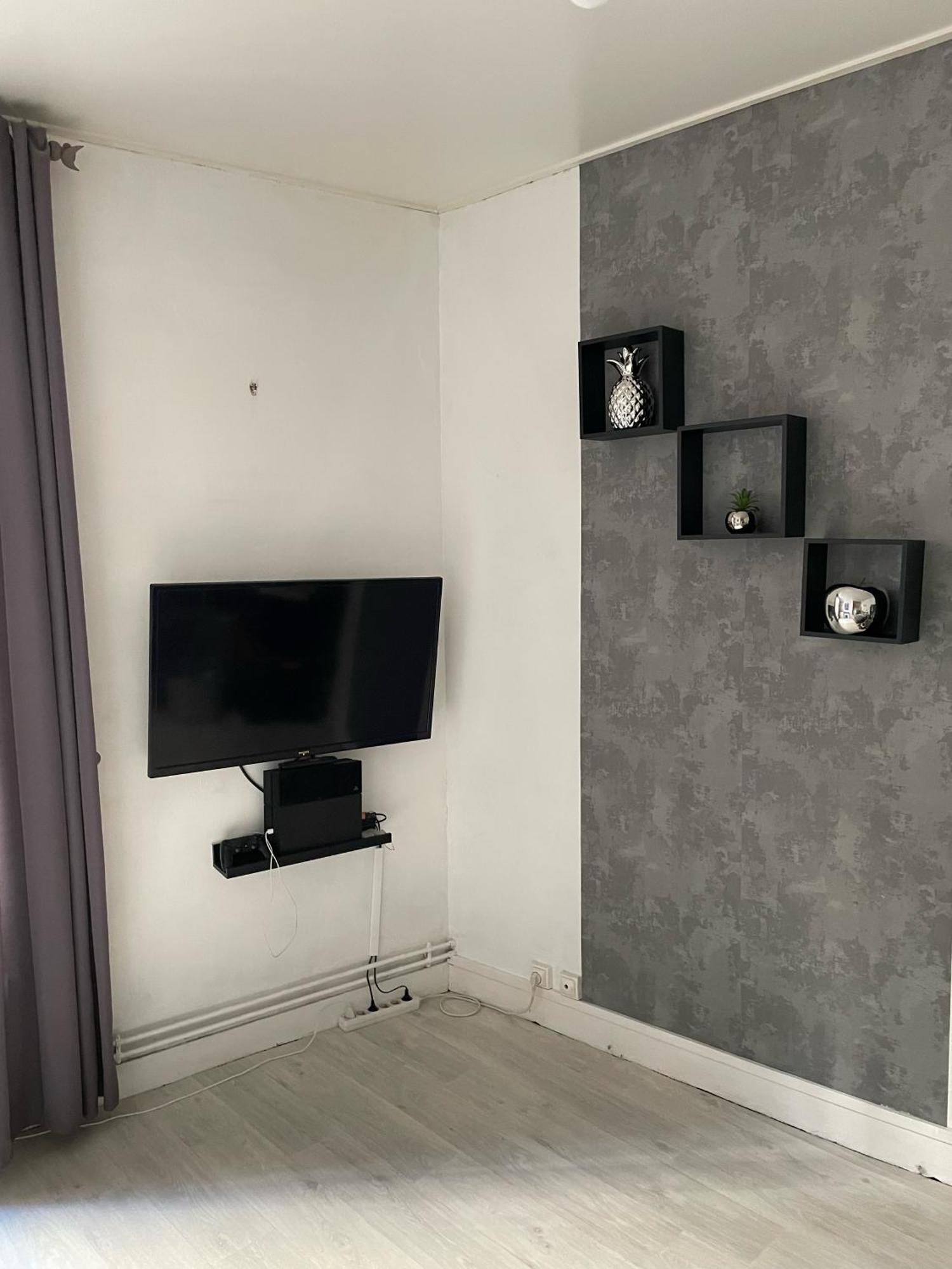 Au Bas De Montmartre ! Apartment Paris Exterior photo
